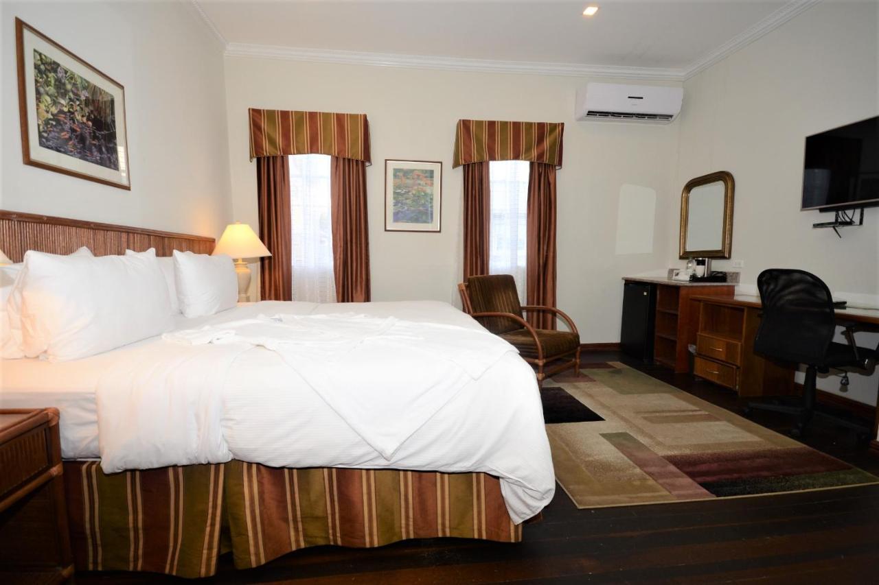 Cara Lodge Hotel Τζώρτζταουν Εξωτερικό φωτογραφία