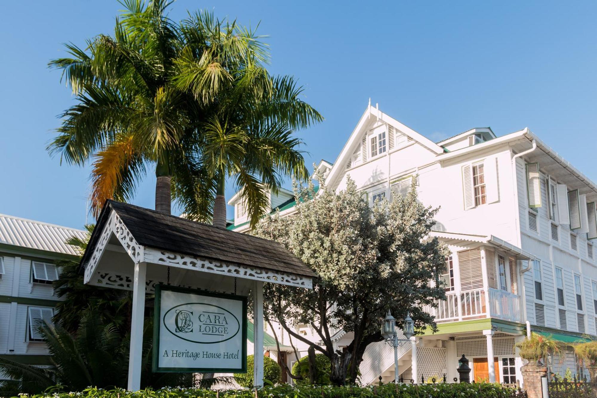 Cara Lodge Hotel Τζώρτζταουν Εξωτερικό φωτογραφία
