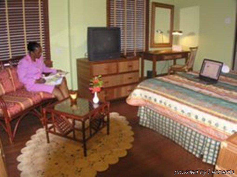 Cara Lodge Hotel Τζώρτζταουν Δωμάτιο φωτογραφία