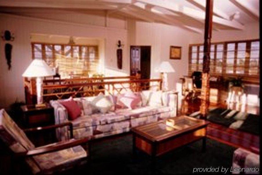 Cara Lodge Hotel Τζώρτζταουν Εσωτερικό φωτογραφία