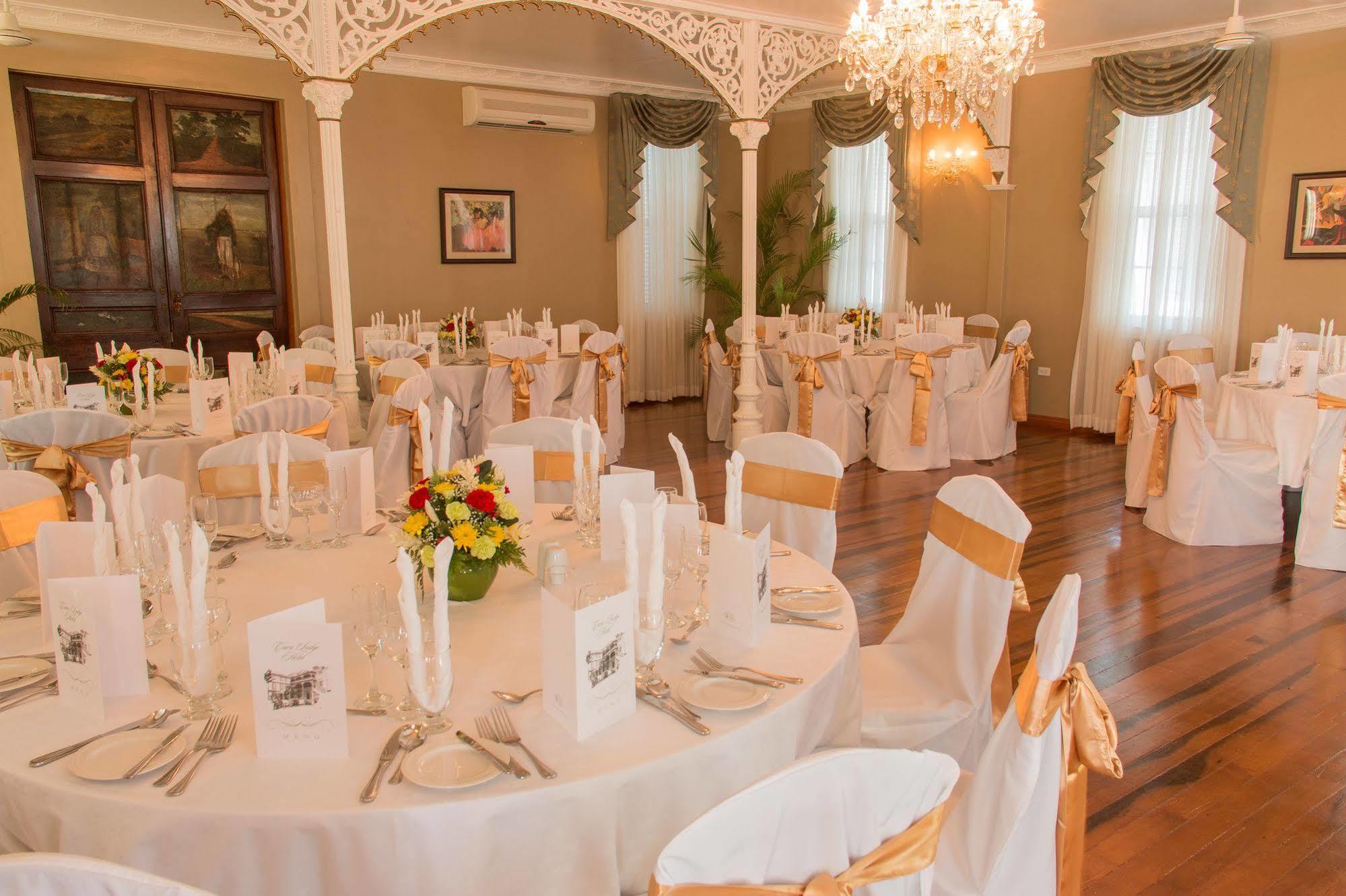 Cara Lodge Hotel Τζώρτζταουν Εξωτερικό φωτογραφία